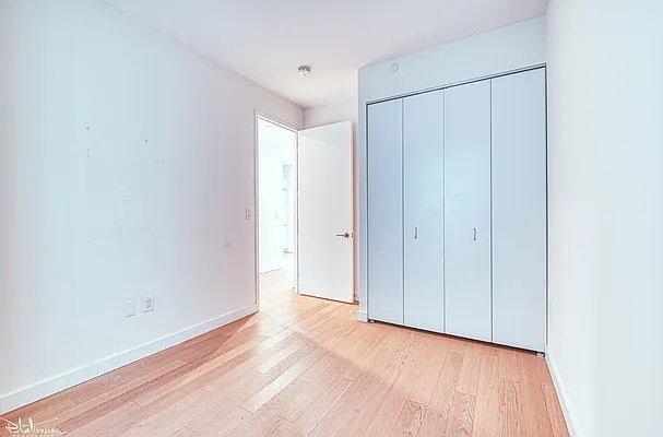 Building Photo - 4 bedroom in New York NY 10005
