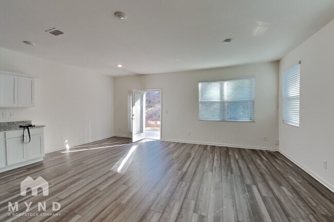 Foto del edificio - 2622 Senegal Wy