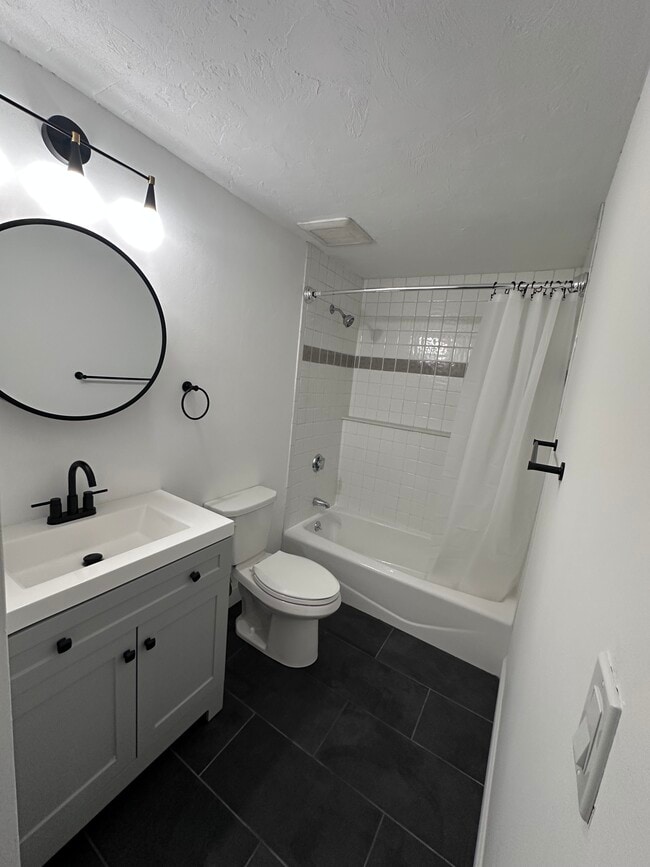 Newly renovated bathroom - 6 Walden Dr