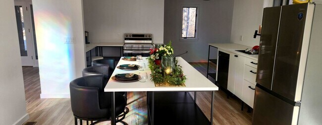 Foto del edificio - 41 Breeds Hill Pl