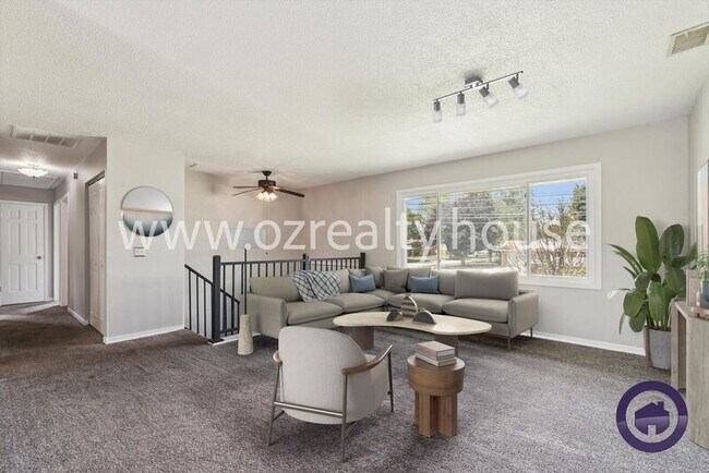 Foto del edificio - 546 W South Boundary St