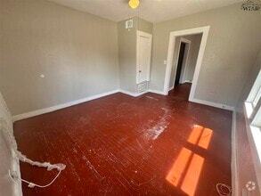 Building Photo - 3006 Ave K