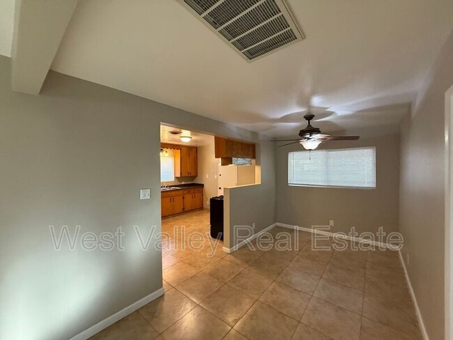 Building Photo - 606 Pierce St