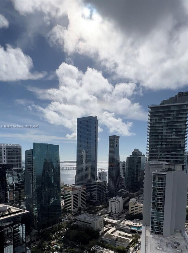Foto del edificio - 1100S S Miami Ave