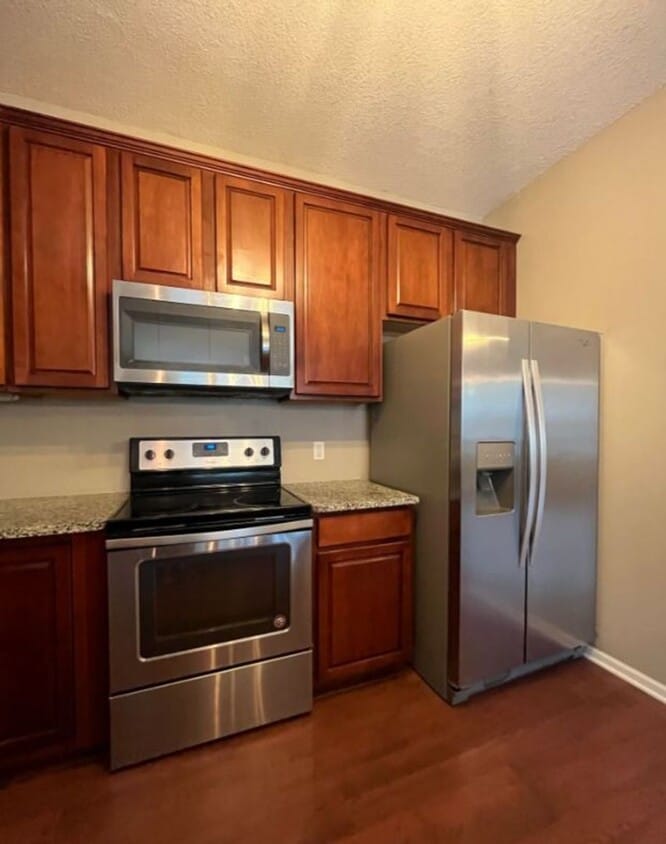 Primary Photo - Stylish North Loop Living for $3,499/month...