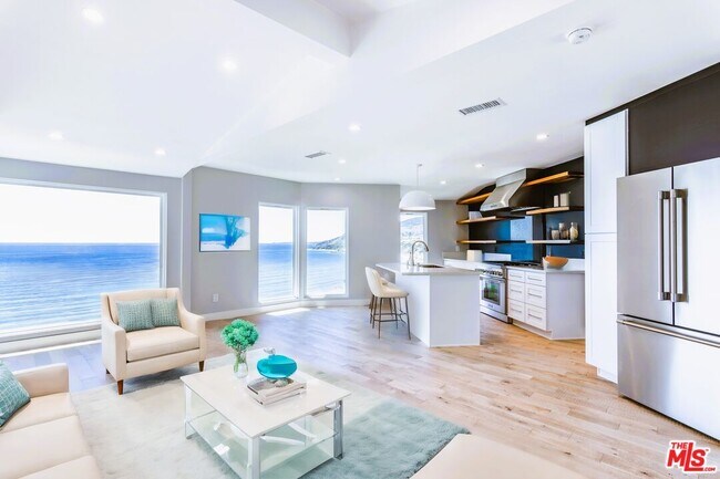 Foto del edificio - 17432 Posetano Rd