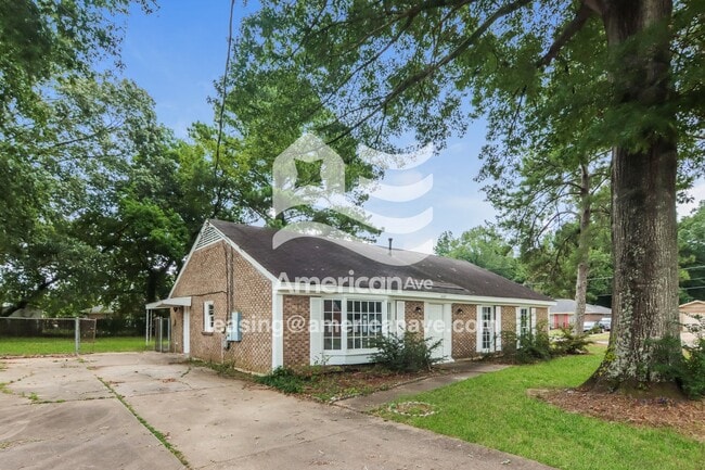 Building Photo - 4747 Falcon Ln