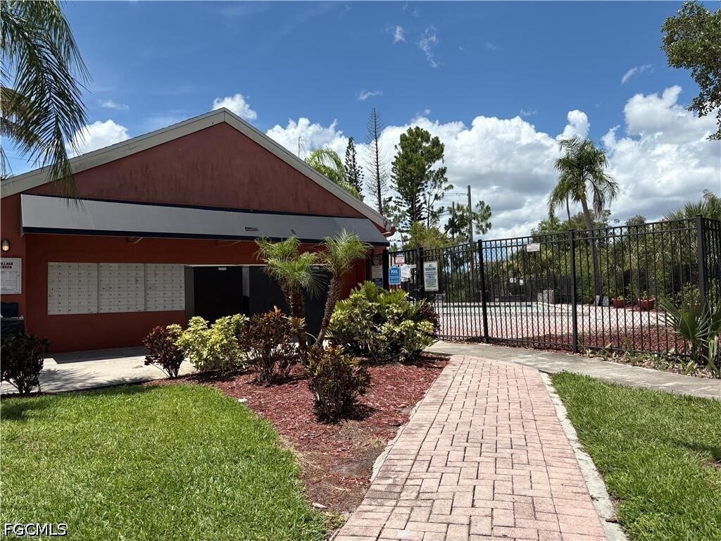 Foto del edificio - 2915 Winkler Ave