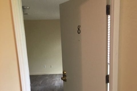 Foto principal - 513 Newton St