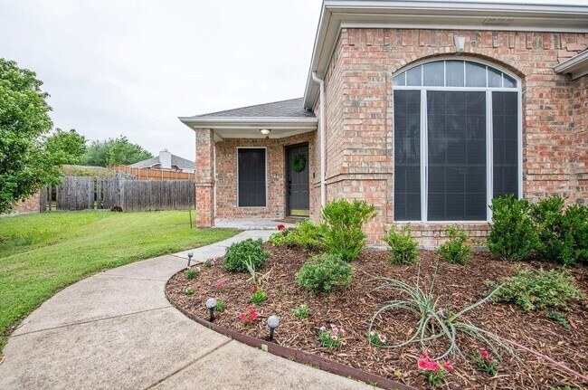 Foto del edificio - 1301 Kensington Ct