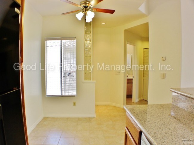 Building Photo - 340 Isthmus Way