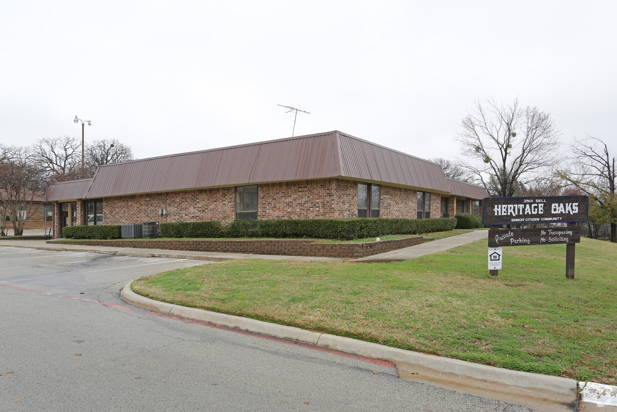 Foto principal - Heritage Oaks Apartments