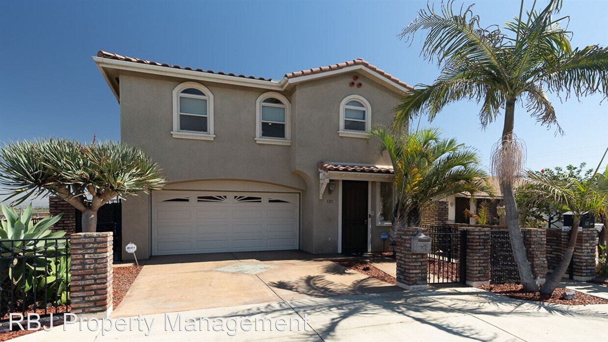 Foto principal - 3 br, 2.5 bath House - 525 12th Street