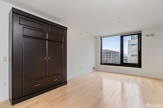 Foto del edificio - 199 New Montgomery St