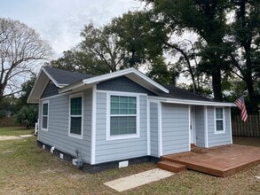 Building Photo - 117 Bayliss Ct