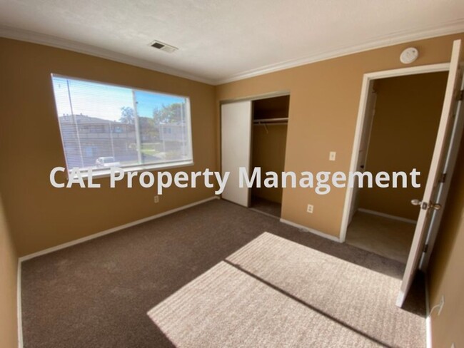 Foto del edificio - Condo for rent on Northgate Village!