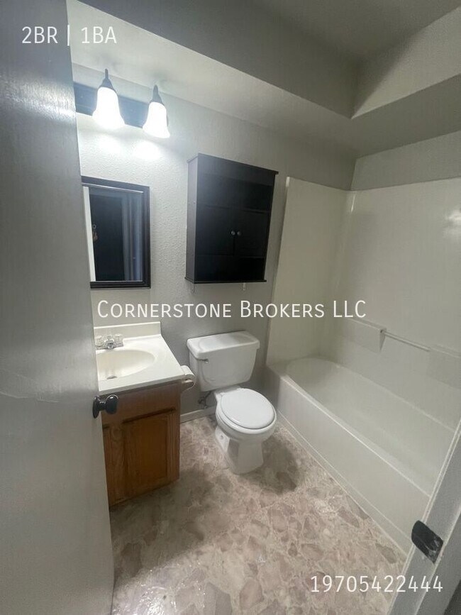 Foto del edificio - 219 Applewood Ct