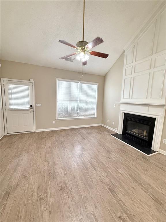 Foto del edificio - 1609 Heyford Cir NW