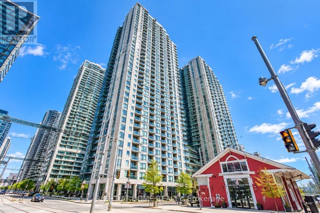 Building Photo - 77 Harbour Square