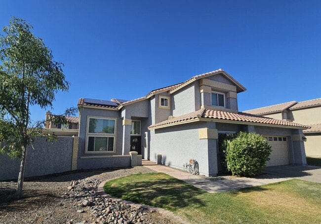 Coming Soon: Beautiful 5-Bedroom Home with... - Coming Soon: Beautiful 5-Bedroom Home with...
