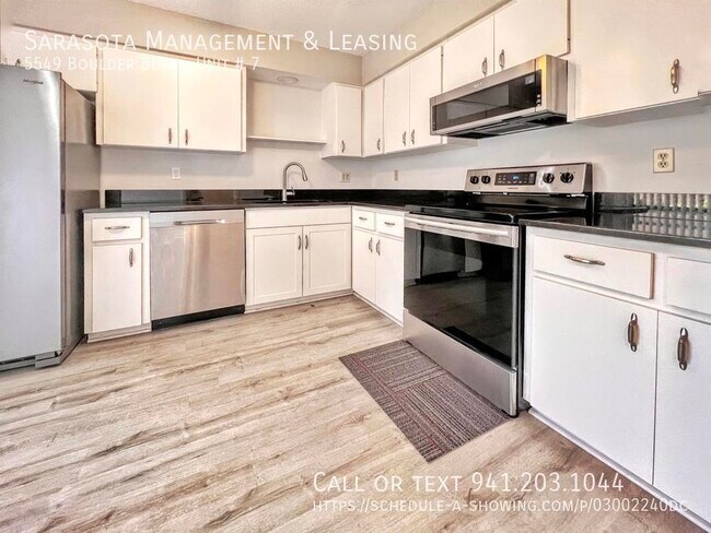 Foto del edificio - 5549 Boulder Blvd