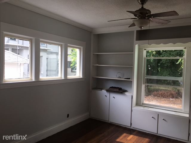Building Photo - 4 br, 1.5 bath House - 417 Benjamin Ave SE