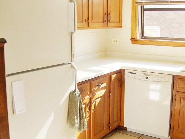 Foto del edificio - Cozy 2 Bedroom 1 Bathroom in S. Minneapolis