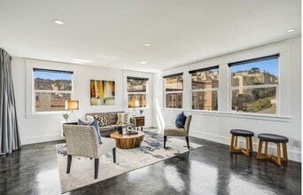 Building Photo - 2900 Pierce St