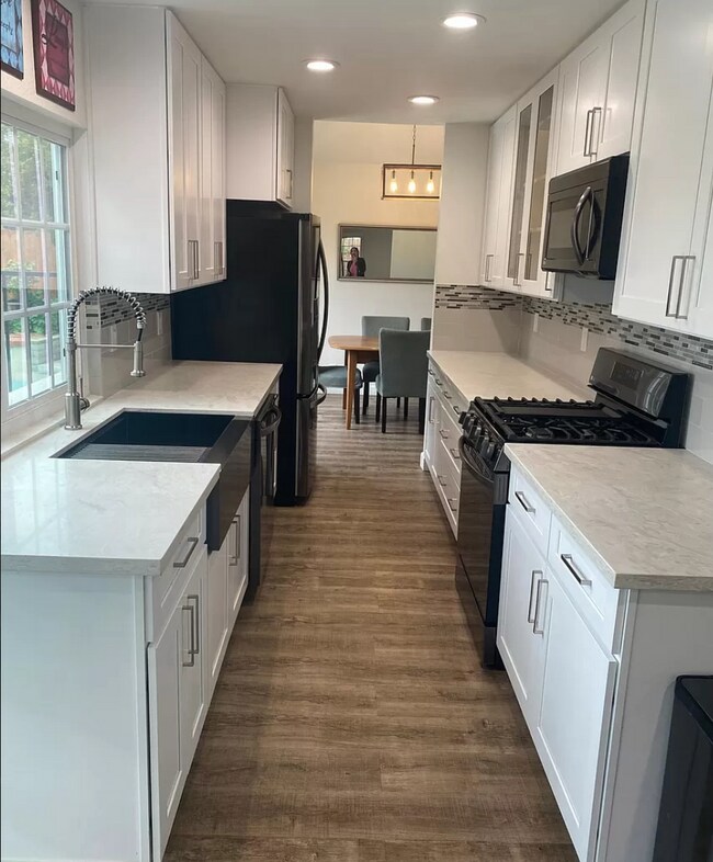 1511 Villa Cardiff Dr, Cardiff By The Sea, CA 92007 House Rental in