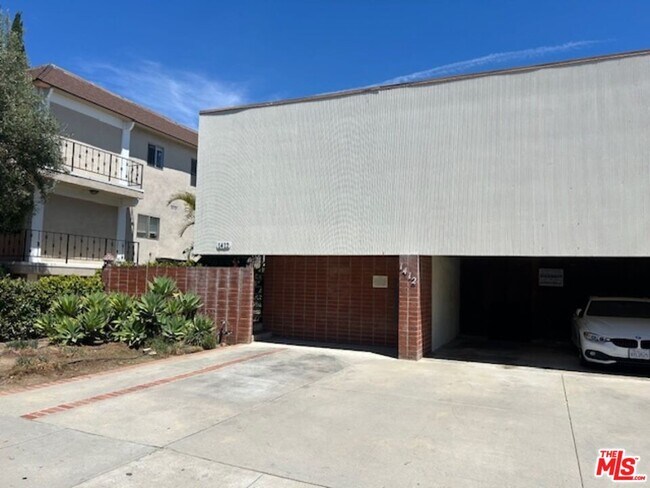 Foto del edificio - 1412 Brockton Ave