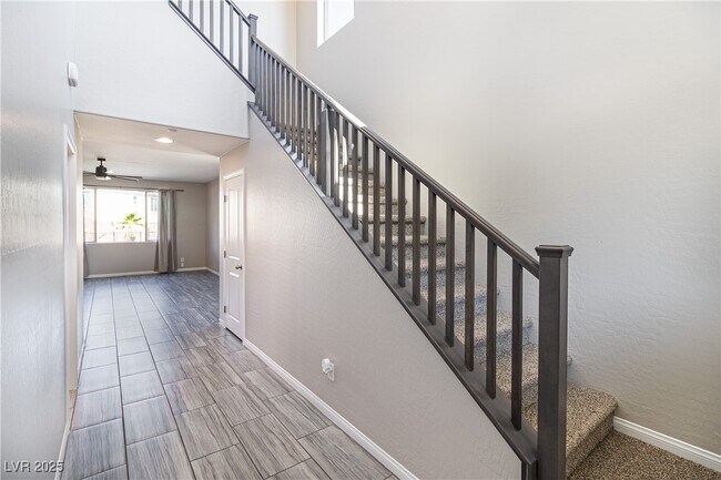 Building Photo - 1005 Cetona Ct