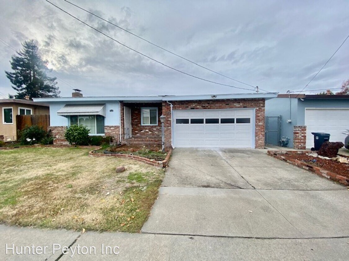 3 br, 1 bath House 15385 Norton Street House Rental in San Leandro