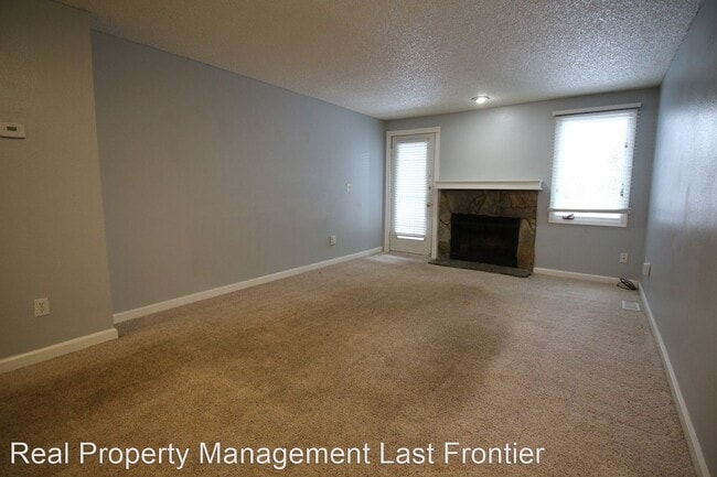 Building Photo - 10229 Jamestown Dr