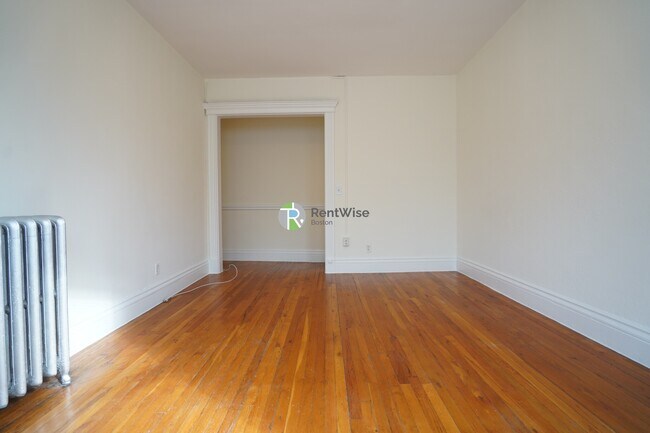 Foto del edificio - 1298 Commonwealth Ave