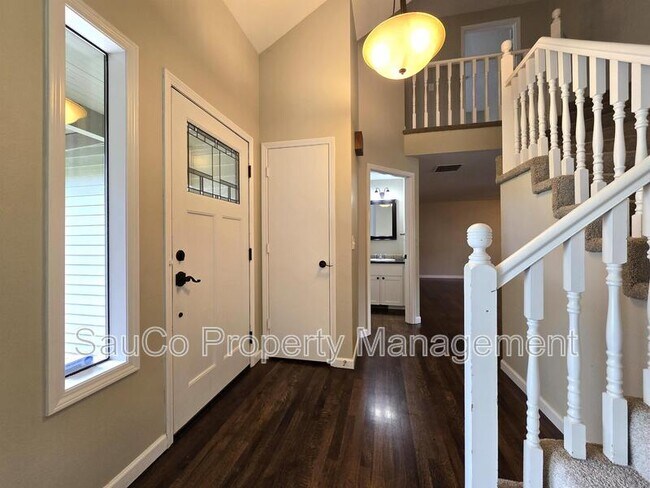 Building Photo - 20365 NW Quail Hollow Dr