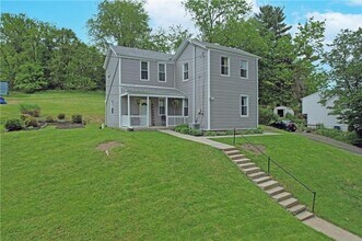 Building Photo - 46 Gensler Rd