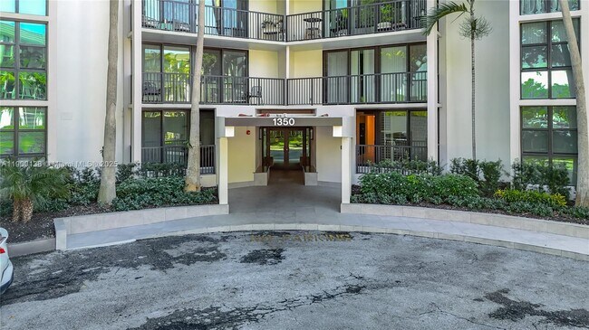 Foto del edificio - 1350 River Reach Dr