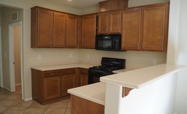 Foto del edificio - 9310 Quiet Mist Ct