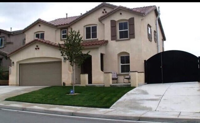 Foto del edificio - 1433 Wild Olive Rd