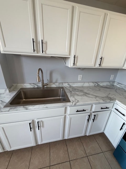 Building Photo - 205 Plum St