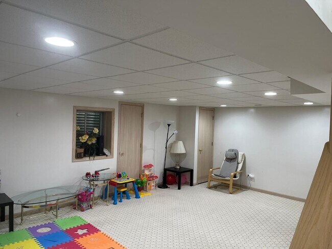 Foto del edificio - 2526 Looking Glass Ct