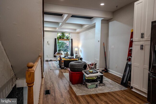 Building Photo - 3819 Hudson St