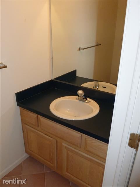 Building Photo - 534 Liberty Pointe Dr