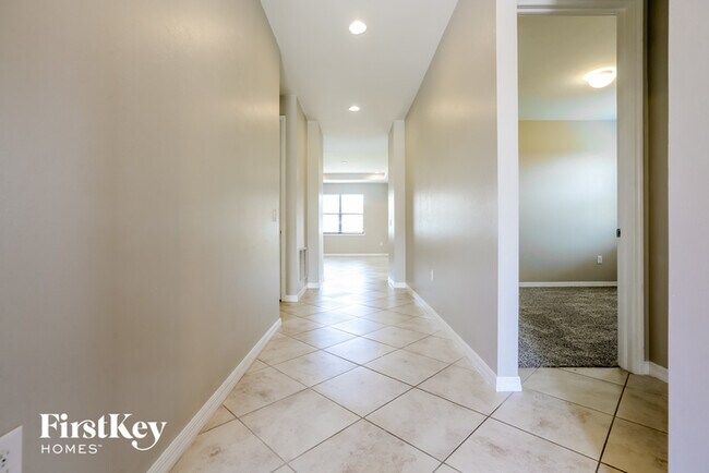 Building Photo - 2557 Running Oak Ct
