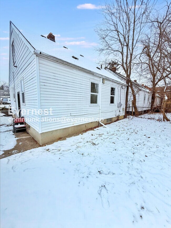 Foto del edificio - 19449 W Chicago
