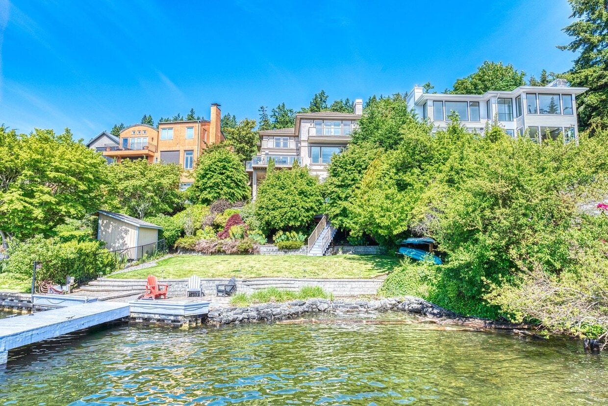 Primary Photo - Mercer Island Waterfront Home
