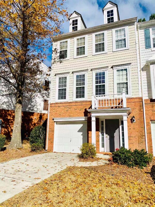 Foto principal - 3951 Howell Park Rd