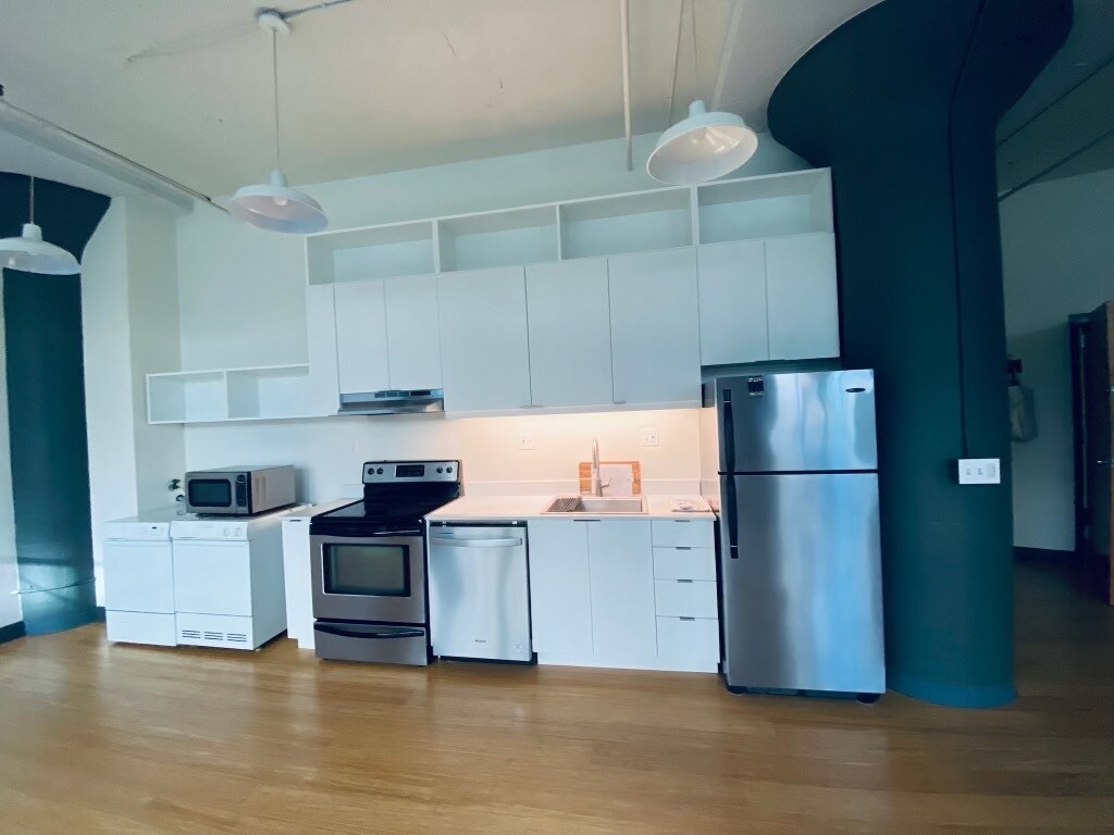 Foto principal - 1314 NW Irving St