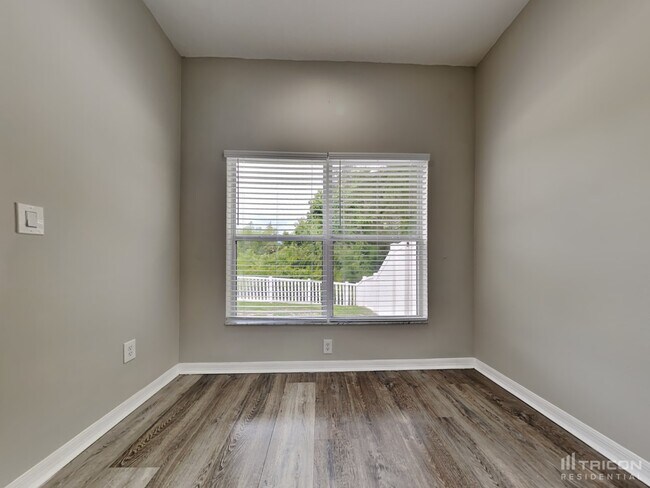 Building Photo - 9909 Jasmine Brook Cir