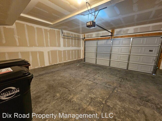 Building Photo - 4 br, 2.5 bath House - 504 Herbert Avenue,